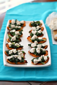 spiced-sweet-potato-bites-with-kale-and-goat’s-cheese