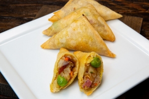 Vegetable Samosa - Potato & Pea