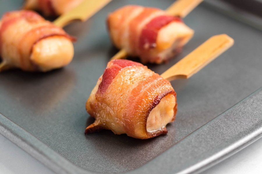 Bacon Wrapped Chicken with Jalapeños bacon-wrapped-chicken-with-jalapeños