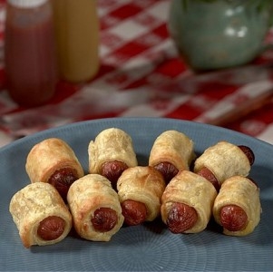 Franks In A Blanket franks-in-a-blanket