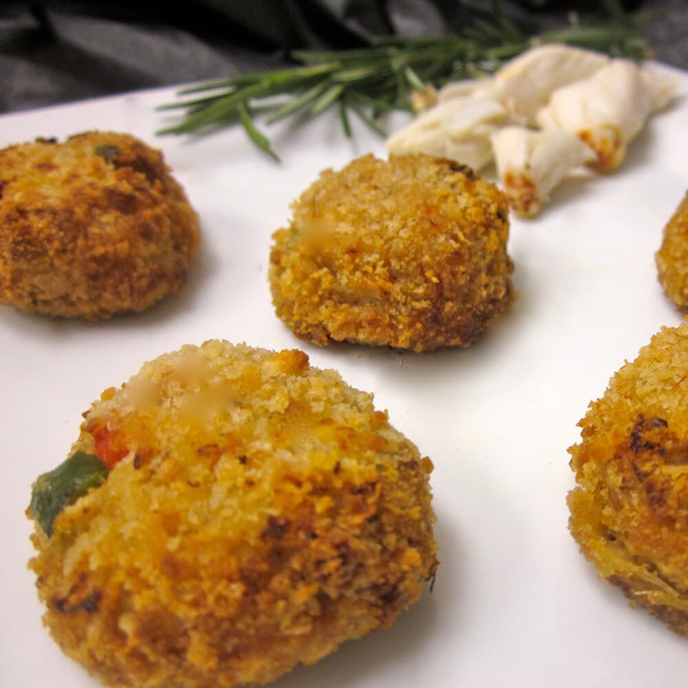 Crab Cakes (Breaded) Crab Cakes (Breaded)