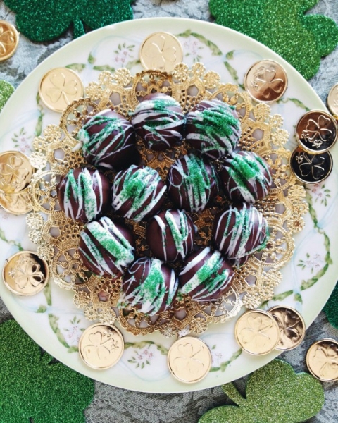 mint-irish-cream-truffles