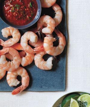 shrimp-with-spiced-cocktail-sauce